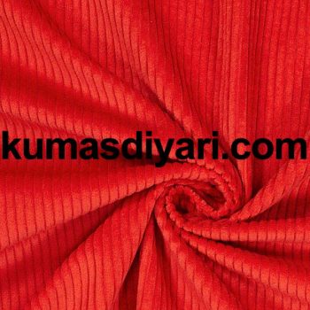 Ambalajlı rulo halinde kırmızı kaşkorse kumaş