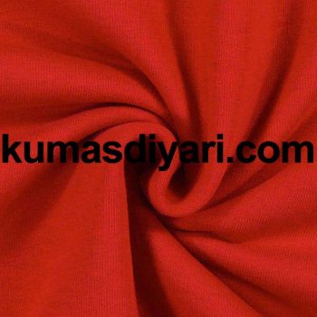 Kırmızı üç iplik kumaş