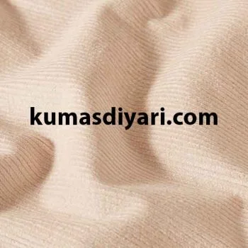 Ekru cosserat kadife kumaşın yumuşak ve ince fitilli yapısı