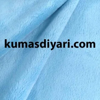 Turkuaz tavşan peluş kumaşın yumuşak dokulu ve canlı renkli yüzeyi