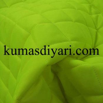 neon yeşil kapitone kumaş kumasdiyari.com görseli